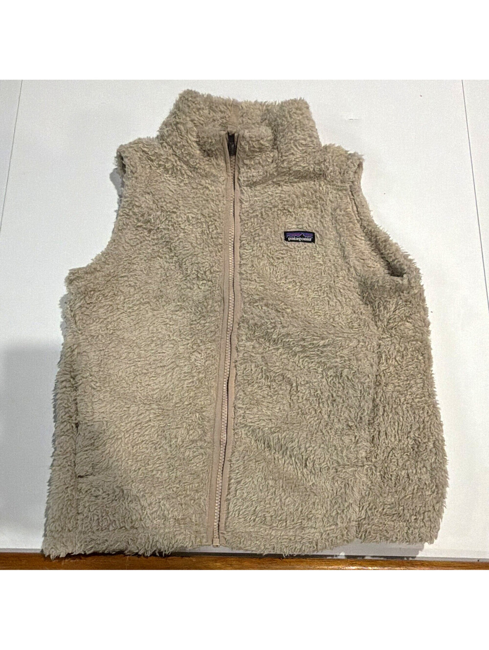 Patagonia Kids Fleece Vest Beige Full Zip Pockets Logo Polyester Size XL